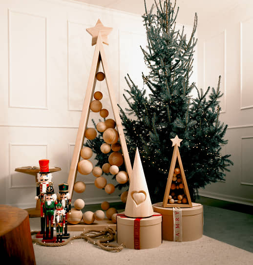 Украшения из новогодней коллекции XMAS Collection бренда Riva 1920