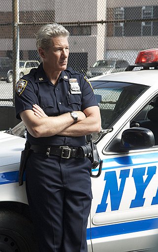 «Бруклинские полицейские», 2009. Ричард Гир в Piaget Polo FortyFive