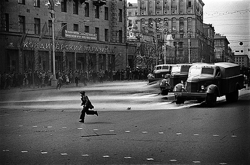 Леонид Лазарев. "Штрихи детства", 1957 год