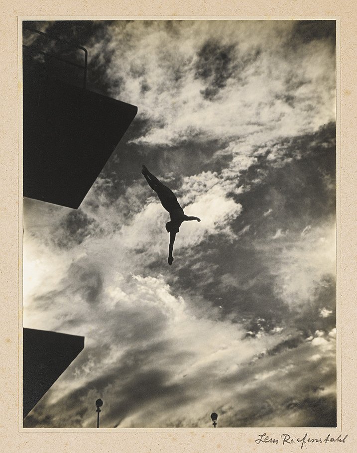 Лени Рифеншталь. Из портфолио &quot;Олимпия&quot;, 1936 год. Sotheby&#39;s, эстимейт €100-150 тыс. 


