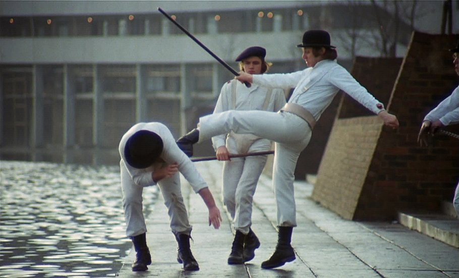 «Заводной апельсин», режиссер Стэнли Кубрик, 1971 год
