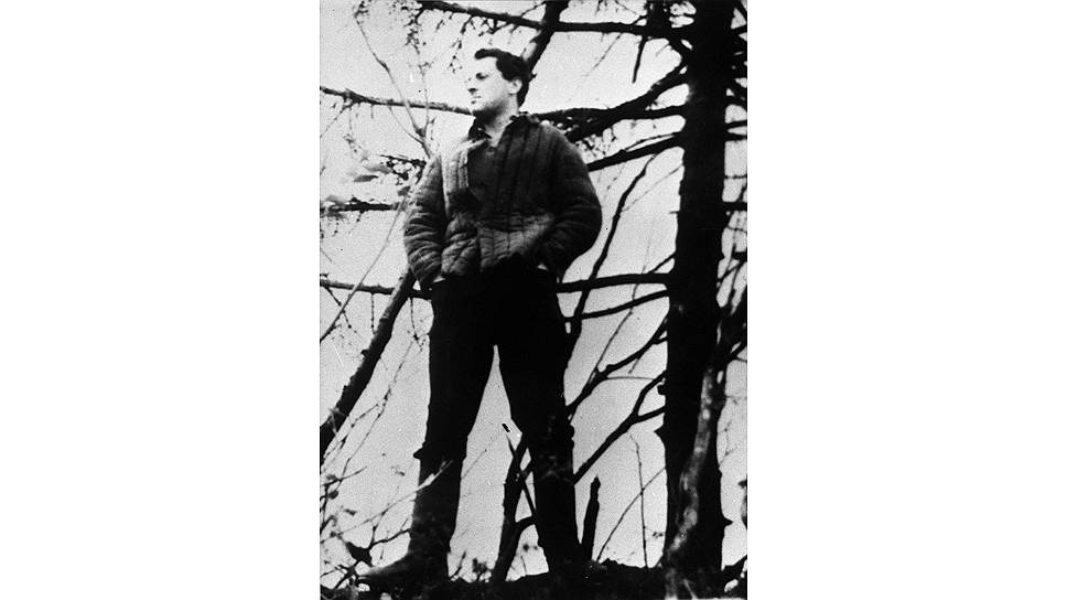 Иосиф Бродский в деревне Норенской, 1964 год 