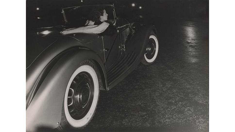 Андре Штайнер. &quot;Съемка для автомобильного салона&quot;, 1935 год
