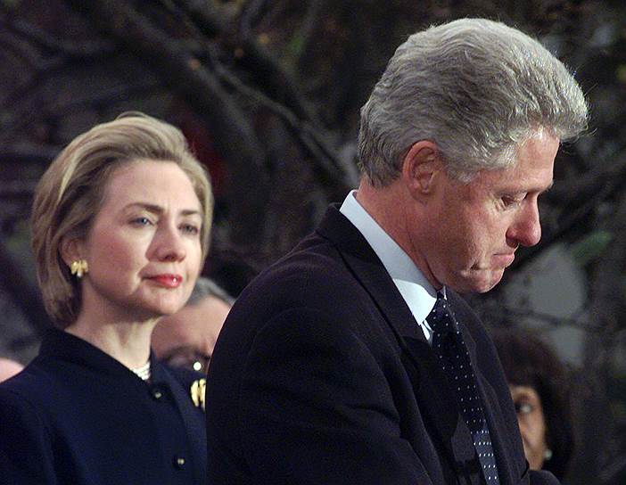Билл и Хилари Клинтон, 1998 год
