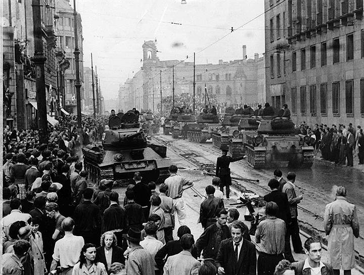 Советские танки в Восточном Берлине, 17 июня 1953 года