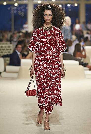 Женская круизная коллекция Chanel «весна-лето 2015»