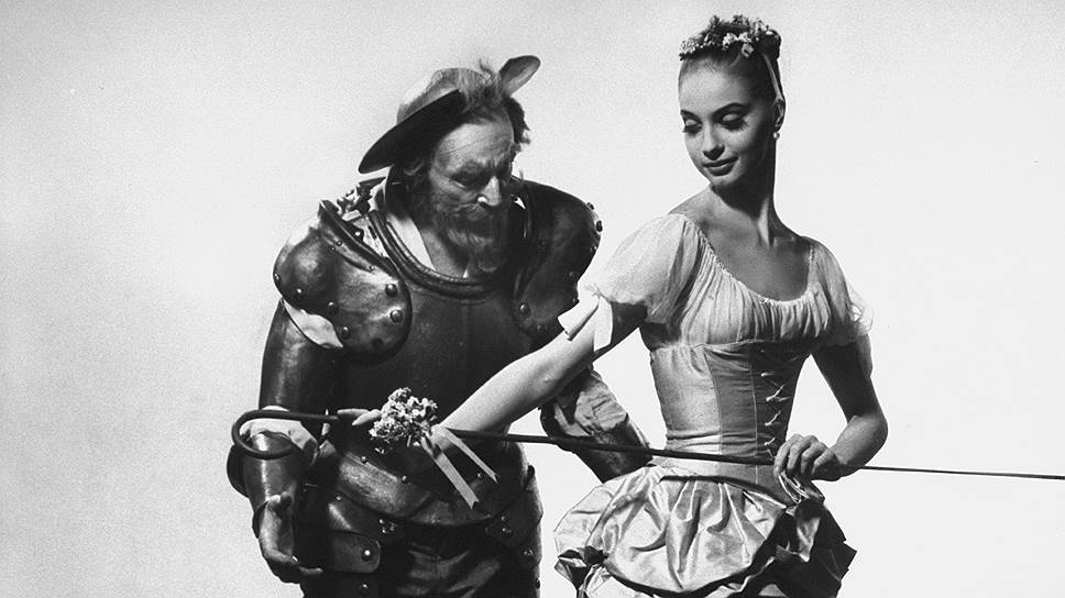 Джордж Баланчин и Сюзанн Фаррелл на примерке костюмов к балету &quot;Дон Кихот&quot;, 1965 год