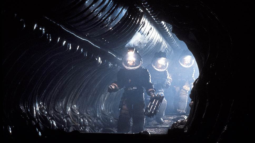 Как режиссеры с помощью внеземных существ решали земные проблемы, а Ридли Скотт не стал