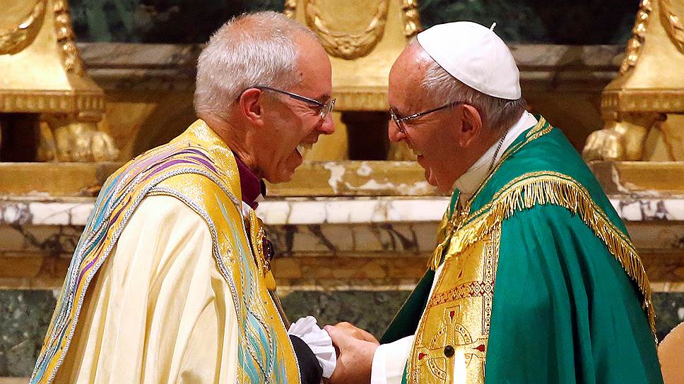 Папа Римский Франциск и архиепископ Кентерберийский Джастин Уэлби (слева), 2016 год