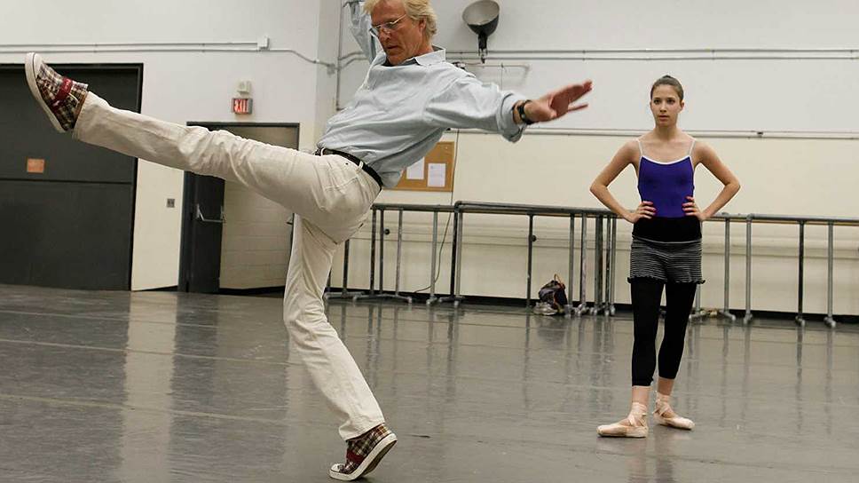 Питер Мартинс на репетиции с танцовщиками New York City Ballet, 2010