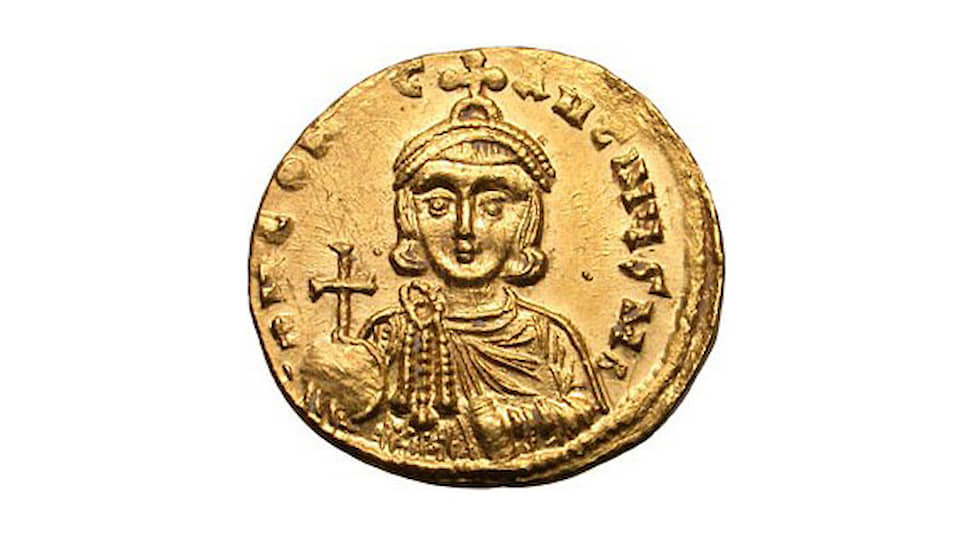 Монета императора Константина V