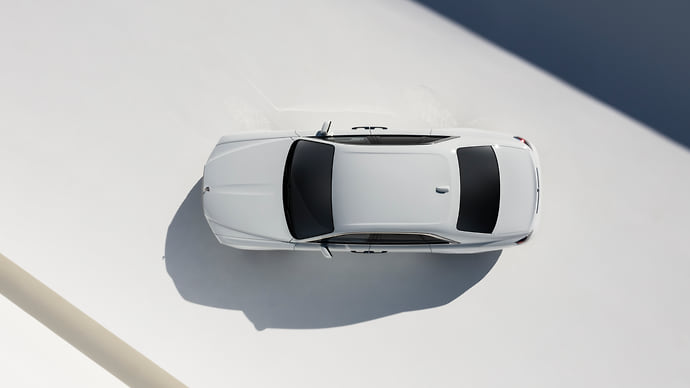 Rolls-Royce Ghost и Genesis GV80