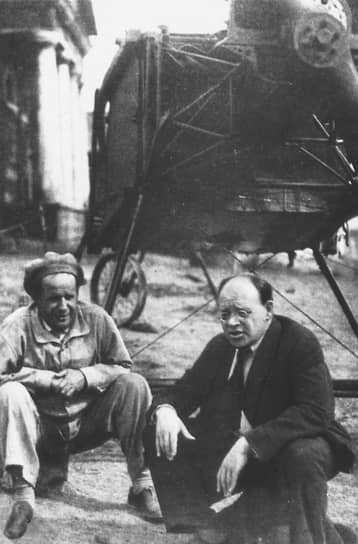 Сергей Эйзенштейн
и Исаак Бабель. Ялта,
1936