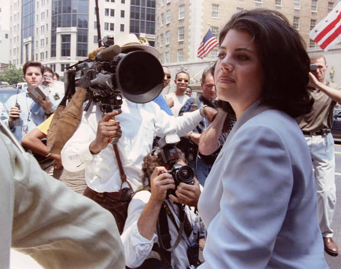 Моника Левински после подписания соглашения о получении иммунитета, Вашингтон, 28 июля 1998