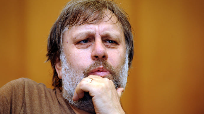 «Даже если мы ни к чему не относимся серьезно — все равно мы находимся под властью идеологического фантазма»