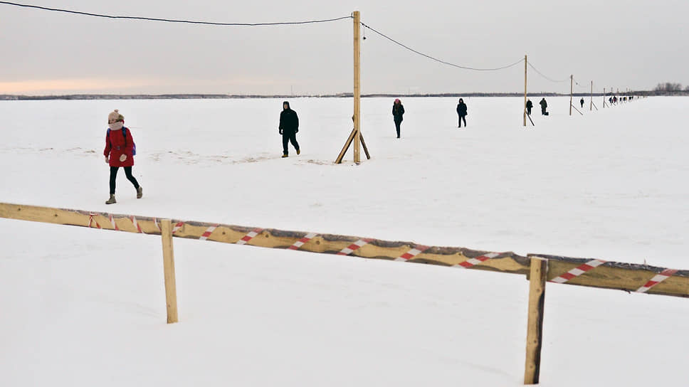 Ледовая переправа c Кегострова в Архангельск, 2017