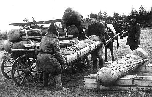 Успех партизанских акций определялся во многом объемами имевшихся у них в распоряжении боеприпасов (на фото) и оперативностью их доставки к месту использования