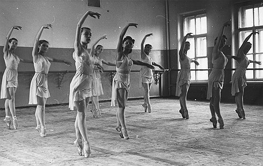 Руководство балетного техникума привыкло брать исполнительское мастерство измором учащихся
