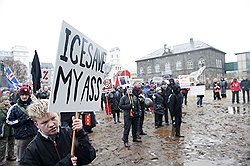 На референдуме в И сландии оглушительную победу одержали сторонники независимости от обязательств по долгам