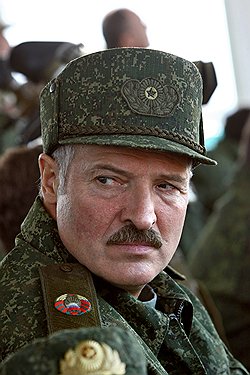 Белорусский главнокомандующий рискует проиграть своим гражданам битву за бензин 