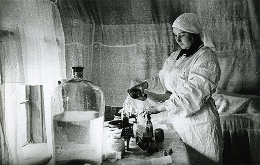 Медсанбатовские аптеки первыми смогли оценить решение ученого совета Главсанупра РККА об урезании норм потребления медикаментов