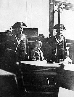 Итальянец Винченцо Перуджа за кражу "Джоконды" в 1911 году получил всего полгода тюрьмы, потому что помыслы его были исключительно патриотичны
