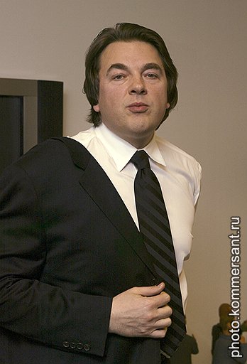 Гендиректор телекомпании "Первый канал" Константин Эрнст. Москва. 2004 
