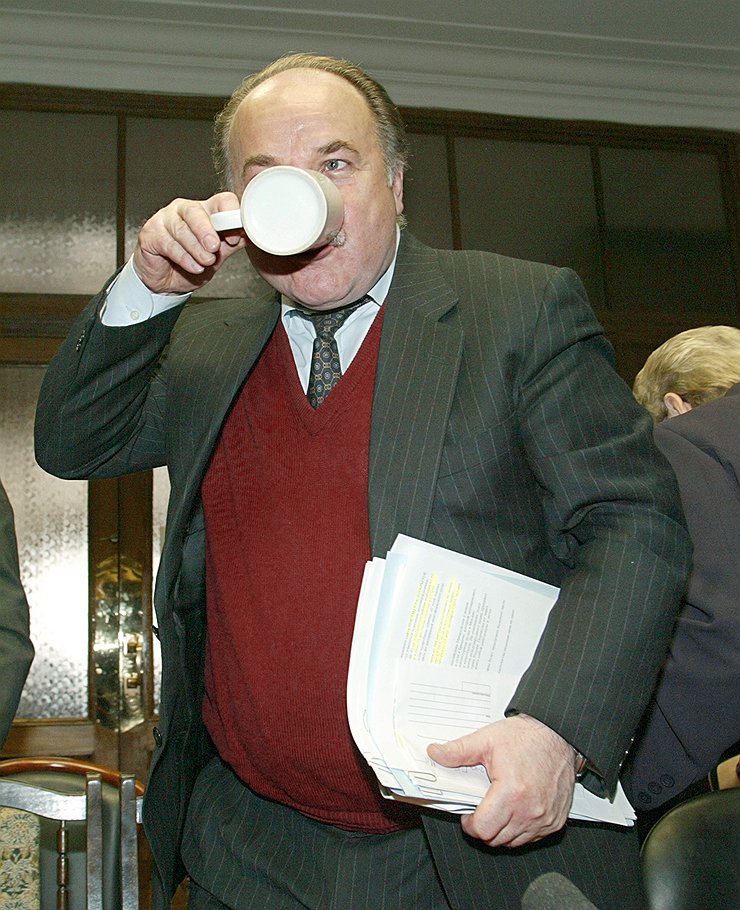 Председатель комитета Госдумы по культуре и туризму Николай Губенко. Москва, &lt;b>2003 год&lt;/b>