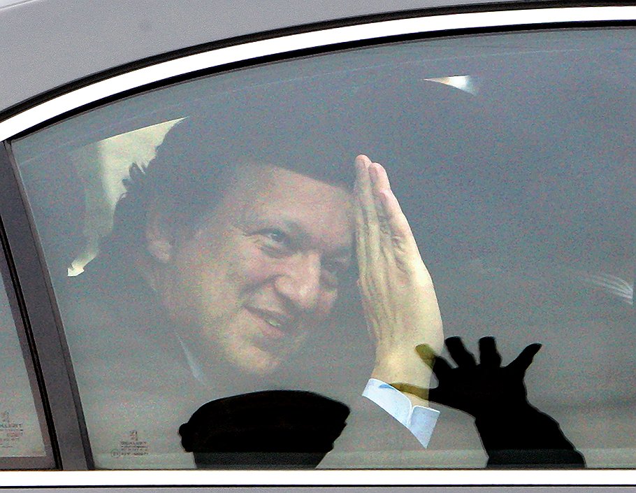 После аварии на &quot;Фукусиме&quot; Евросоюз (на фотографии председатель Еврокомиссии Жозе Мануэл Баррозу) отказался от идеи перехода на атомную энергетику в пользу природного газа