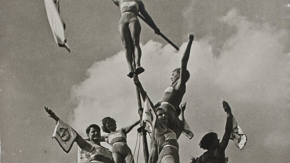 Участницы спортивного парада на Красной площади 1936 года вряд ли считали себя феминистками 