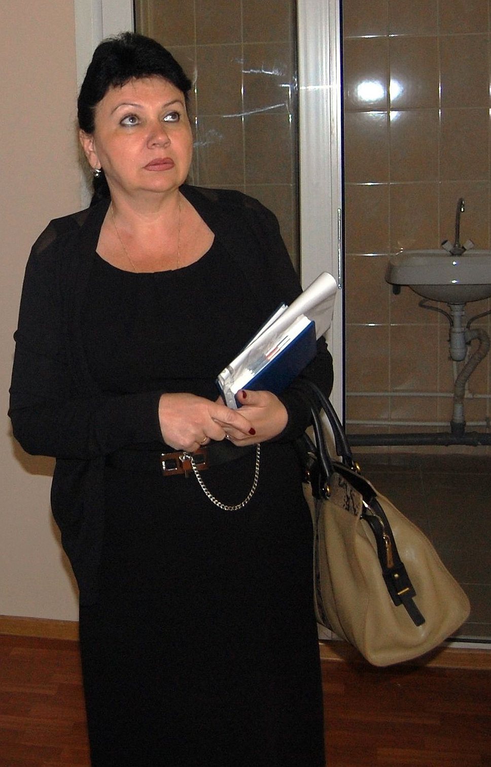 Подкопаева не наказала виновных в нарушениях при строительстве и была отправлена в отставку