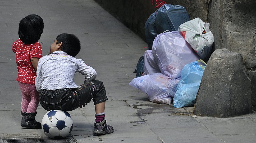 С легкой руки испанских законодателей уличный футбол будет приравнен к демострациям