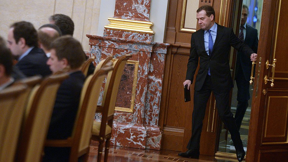 В 2013 году правительство Дмитрия Медведева стало проводником непопулярных реформ