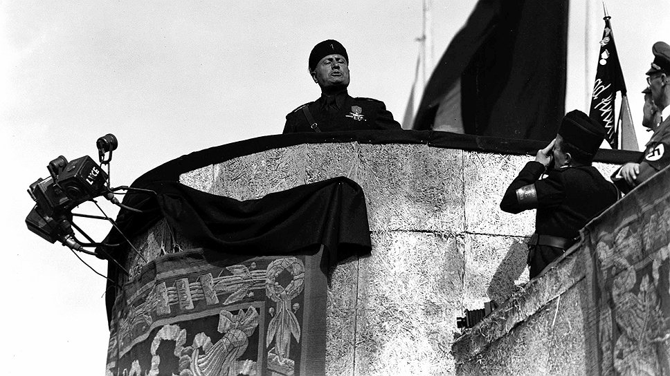 Бенито Муссолини стал не просто популярным, но и респектабельно-интернациональным лицом фашистского бренда после того, как папа Пий XI назвал его &quot;человеком, данным нам Провидением&quot; 
