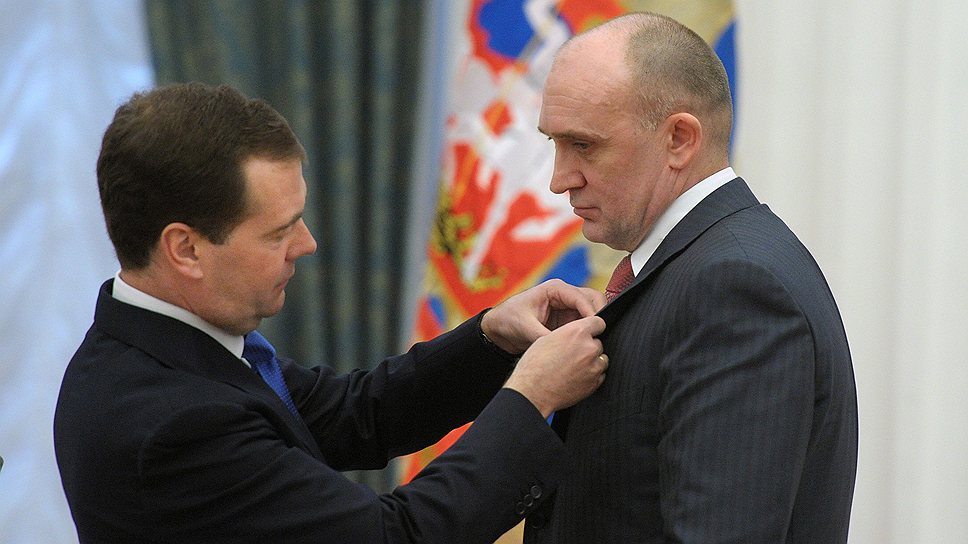 Путь Бориса Дубровского к губернаторскому креслу уже отмечен несколькими государственными наградами