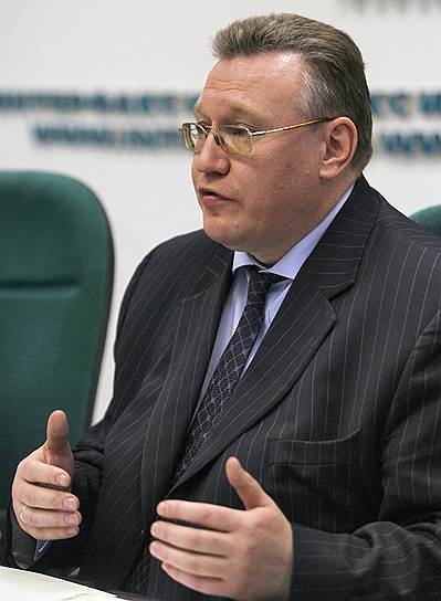 В 2005 году Сергей Мовчан заявил о своем несогласии с решением Верховного суда РФ об отмене ликвидации Национал-большевистской партии 