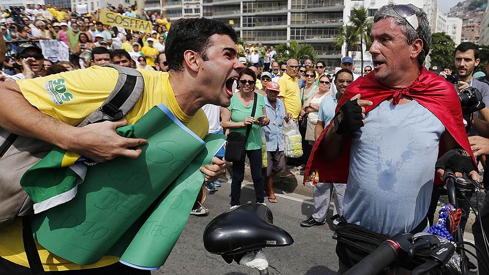 Вышедшие на протестные демонстрации жители Бразилии заставили президента Дилму Руссефф вспомнить о том, что она руководит демократической страной