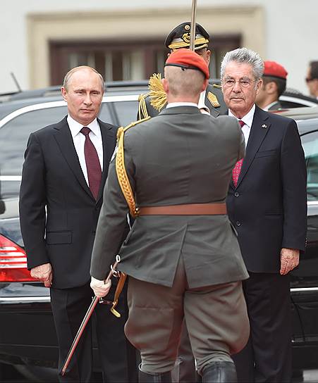 Владимир Путин и федеральный президент Австрийской Республики Хайнц Фишер во время рабочей поездки президента России в Австрию 
