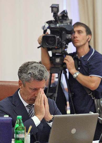 Украинские власти не исключают вариант, при котором лидер фракции &quot;Оппозиционный блок&quot; Юрий Бойко (на фото) и олигарх Ринат Ахметов возглавят районы Донецкой и Луганской областей, которые сейчас находятся под контролем ДНР и ЛНР
