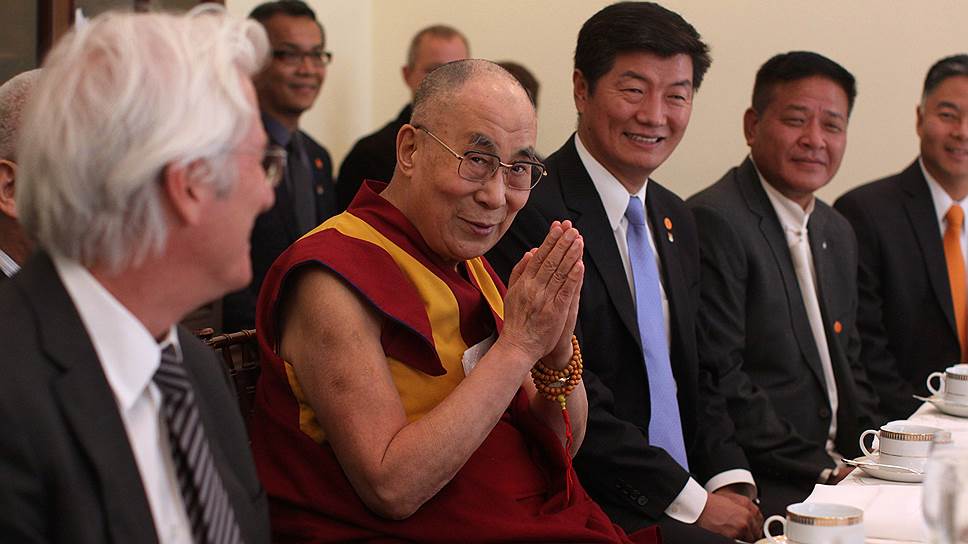 Встреча Барака Обамы с прибывшим с визитом в США Далай-ламой вызвала у китайских властей резко негативную реакцию