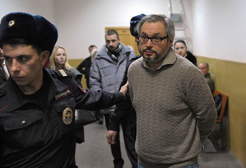 Банкир Глеб Фетисов собирался заниматься партийной политикой, но судьба повернулась к нему конвоем