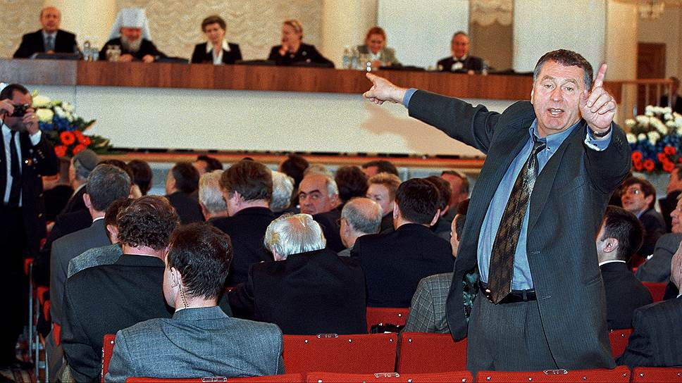 Владимир Жириновский всегда умел заинтересовать аудиторию — было бы место для выступления