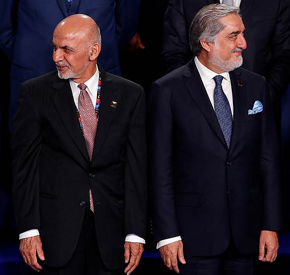 Президент Афганистана Ашраф Гани (слева) и премьер-министр Абдулла Абдулла расходятся во взглядах на реформу избирательной системы страны