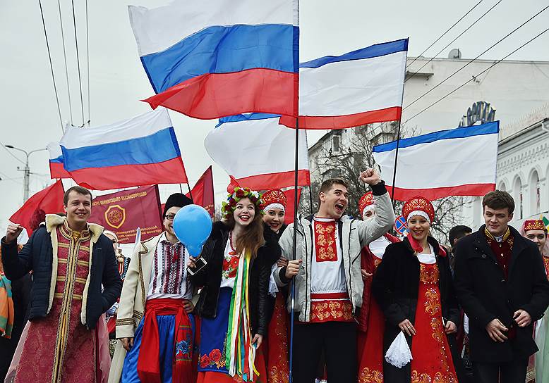 За последние три года у жителей Крыма стало больше оптимизма: сегодня «полностью довольны» своей жизнью 40% опрошенного населения полуострова