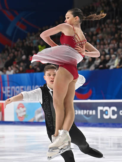 Таисия Щербинина и Артем Петров
