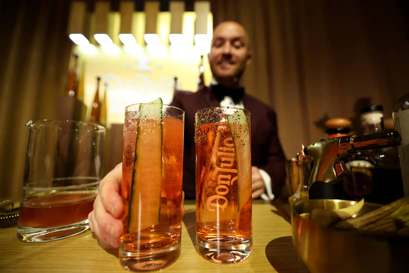 Миксолог, сооснователь бара Bar Leone Лоренцо Антинори 