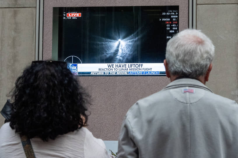 Спустя 10 дней Orion должен приводниться в Тихом океане в районе Сан-Франциско, откуда экипаж будет эвакуирован кораблем ВМС США 