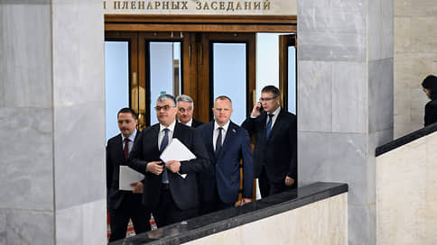 Зато мы делаем программы // Российские партийцы опережают зарубежных по актуальности предвыборных инициатив