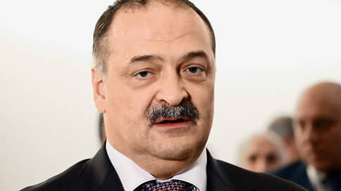 Главу Дагестана смыло судьей // Вместо Сергея Меликова Дагестан возглавит председатель его Верховного суда Федор Щукин