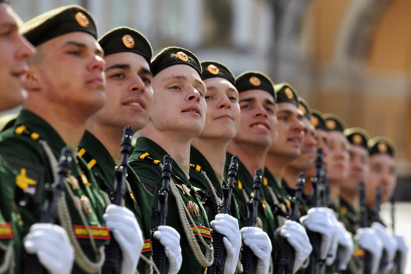Парад Победы в Санкт-Петербурге 